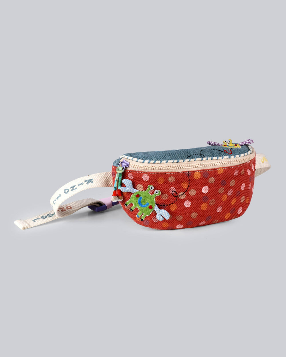 Choose Kind Macaw Crab Fest kids' bag