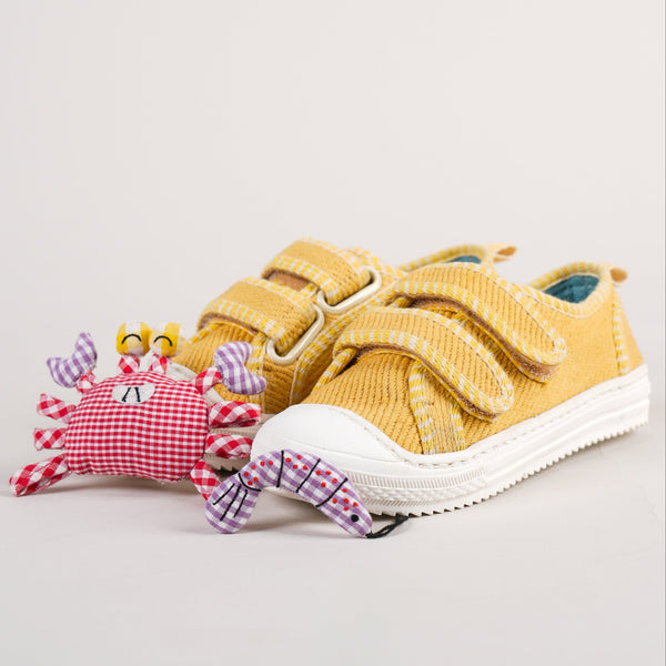 Choose Kind Lemur Coral Crew kids' shoes