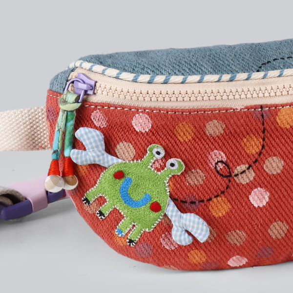Choose Kind Macaw Crab Fest kids' bag